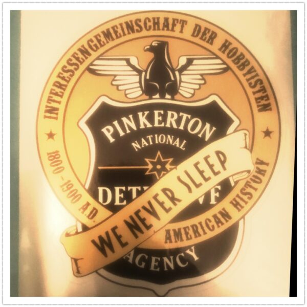 Aufkleber schwarz/gold